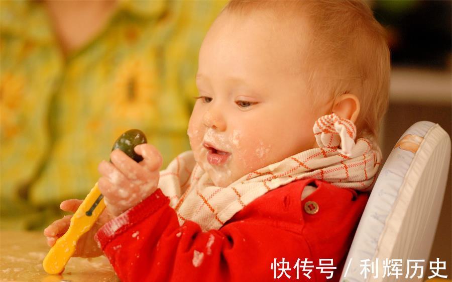 家长们|孩子有3种表现,说明父母做的太多,家长们该学会放手了