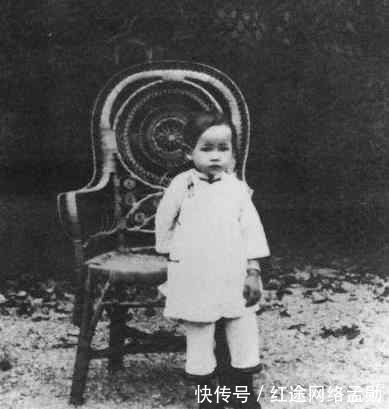 梁思成@林徽因7岁就承担起了家里一项重要任务,我们7岁时都在干哈呢