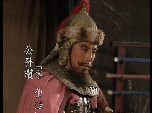 不堪一击|袁绍在曹操面前不堪一击，为何能击败公孙瓒等强敌，割据北方四州