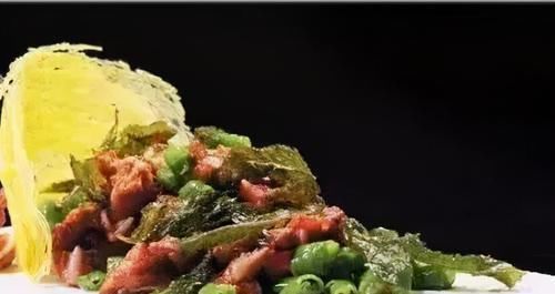 人到中年要会吃，常吃3种美食，延缓衰老，美容护肤，滋补身体