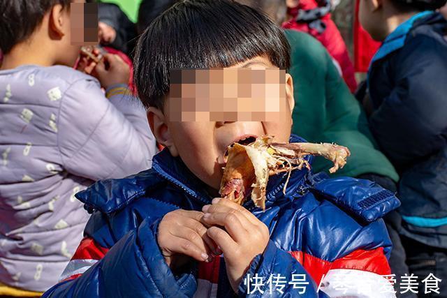 小时候|长大越不孝顺的孩子,小时候越喜欢说3句话,愿你家娃没说过一句