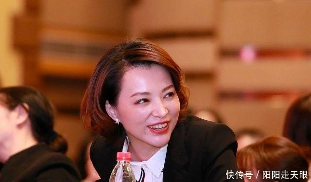 董卿渐被遗忘,龙洋驾轻就熟,《中国诗词大会》第六季再掀诗词潮