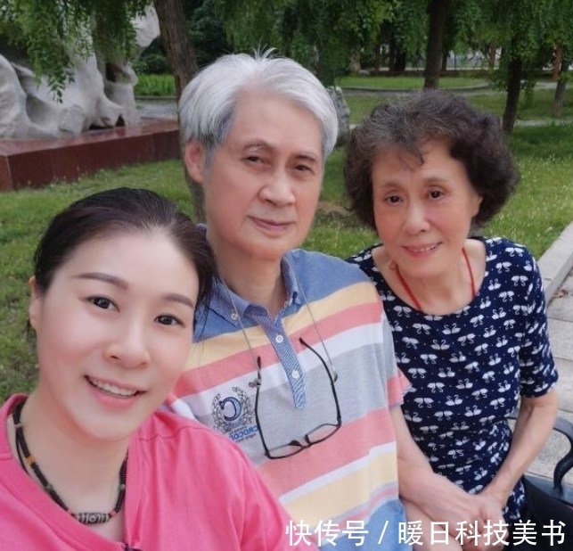 冠军|女排冠军40岁仍单身,晒1米3大长腿白到反光,曾与姚明传绯闻