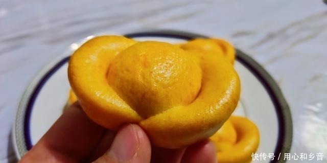 过新年蒸元宝馒头,手法比例交给你,在家轻松做