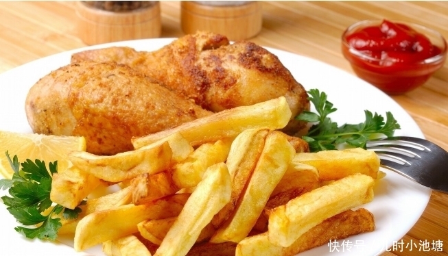 血糖高的人,除了甜食,还有3类食物要少吃,别任性