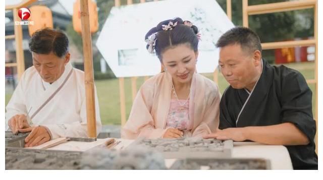 安徽卫视|锁定安徽卫视！《闪耀安徽》黄山篇今晚930开播！