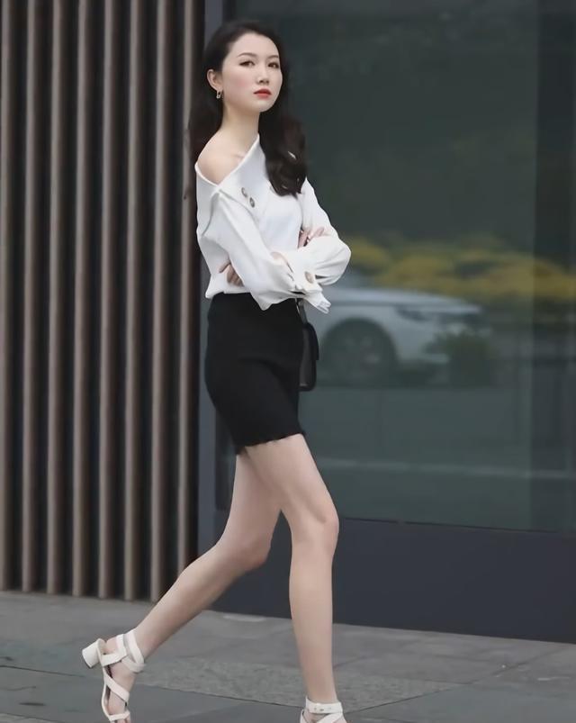 融为一体|比起高跟鞋,“片片鞋”几乎和地面融为一体,却更加舒服也显高