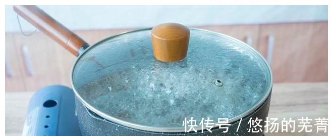 山楂|跟下午茶最配的糕点,家有绿豆就能做,甘甜解暑不噎人,入口即化!