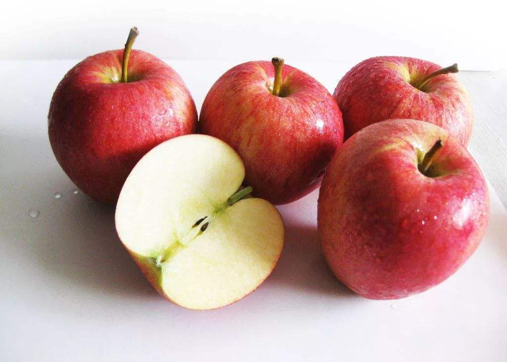 苹果|每天早上吃一个苹果对身体好,但要切记“2不”,别怪我没提醒你