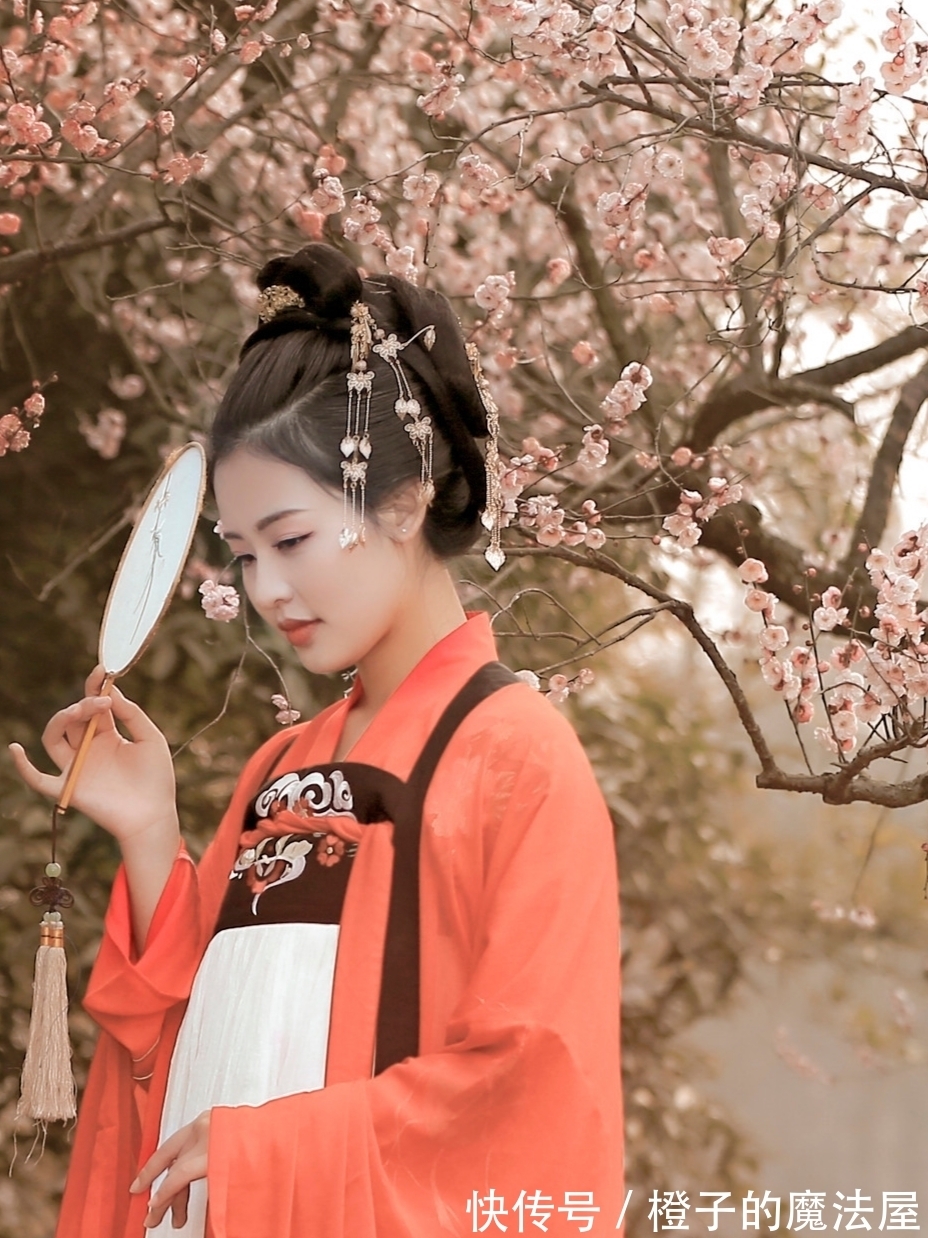 几回春!梅·七绝·十二首丨此夜愁来诗对酒,诗伤酒烈寄君家