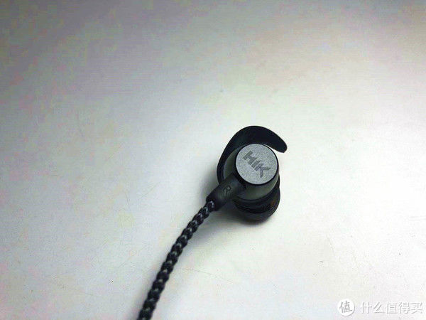 运动|运动耳机的典范：HIK Z1S