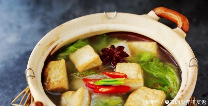 白菜炖豆腐，先炖白菜还是豆腐？搞错了顺序，难怪白菜豆腐不好吃