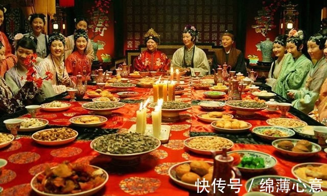 红楼梦|曹雪芹家族并不显赫,为什么他在书中能把荣华富贵描写得那么深刻