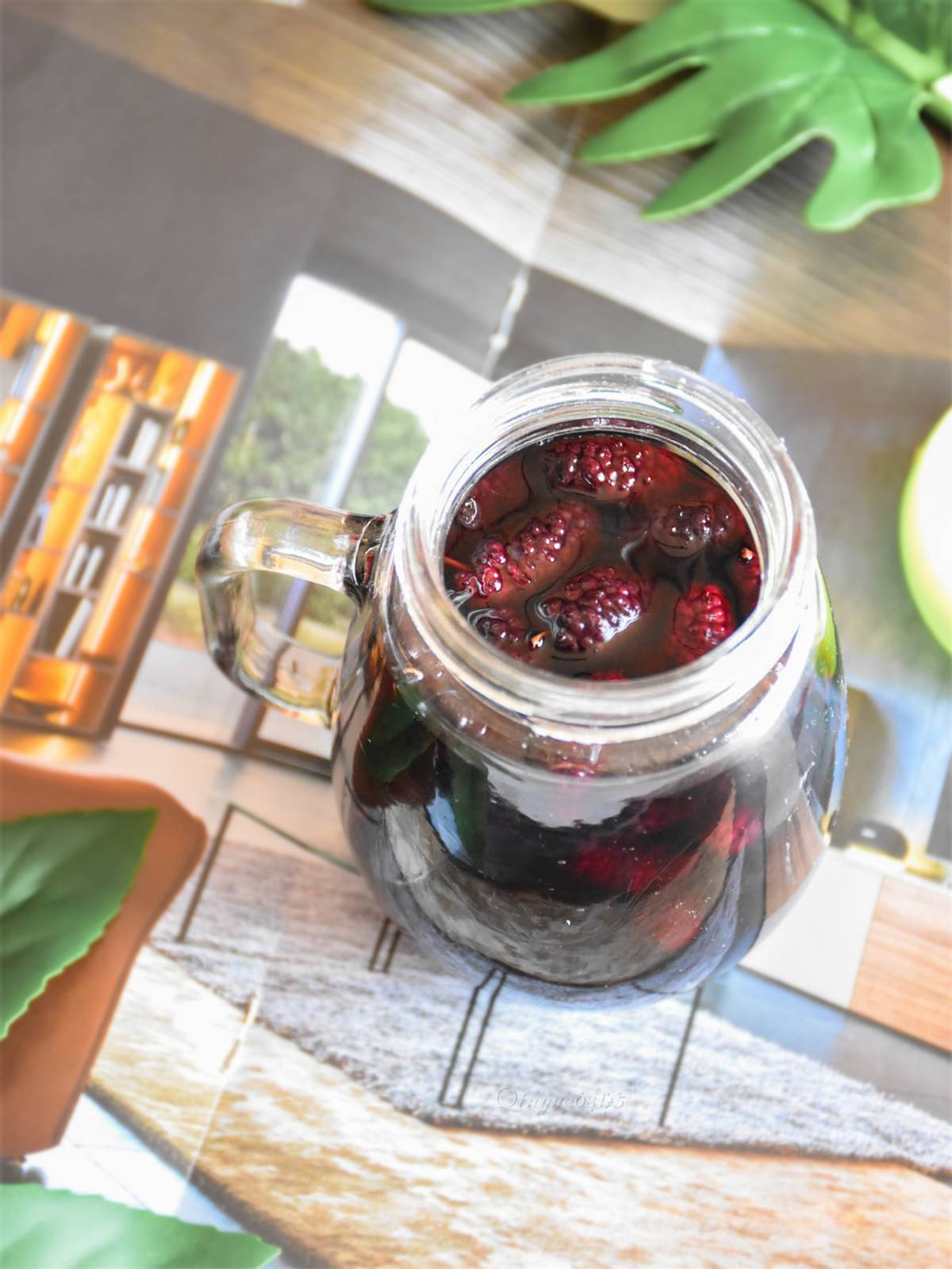 染发|别总去染发了,白头发的人多吃此果酒,坚持半个月,头发乌黑发亮