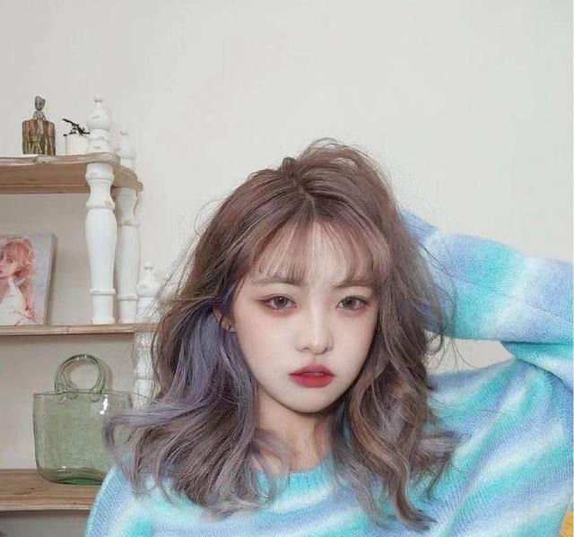 卷发棒 在家就能打造明星同款发型!新手卷发棒使用技巧,简单改变发型!