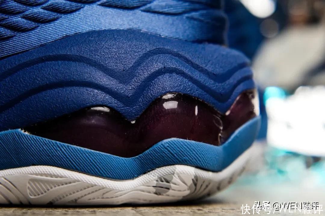无痕橡胶|2020年度最强实战的平替？Asics Invade Nova开箱
