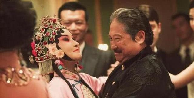 黄金荣|旧中国最后大流氓:黑白通吃,洋人都不敢得罪,被戏子骗得分文不剩