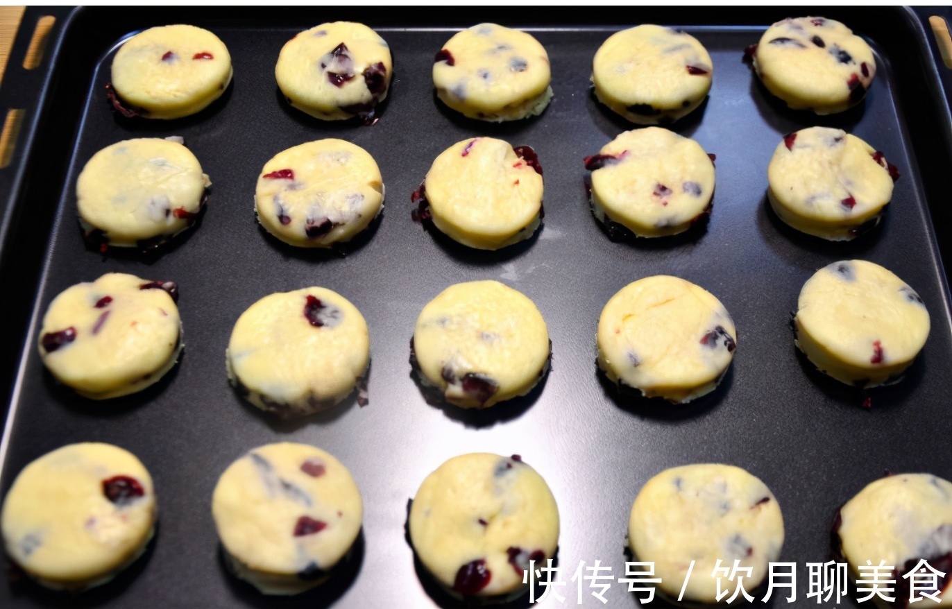 松软|免发酵零失败的蔓越莓司康,下午茶必备的小点心,酥香松软