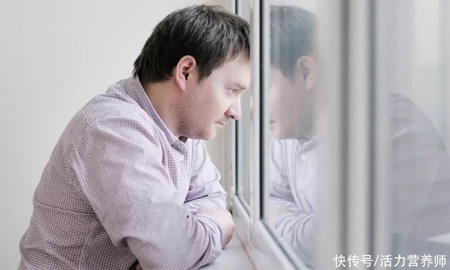 女人|女人与男人的更年期，一般都是多少岁？专家：在这个范围内要注意