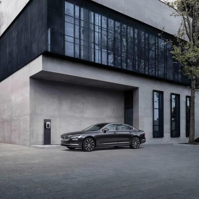 斯堪的纳维亚|拥有全新沃尔沃S90，体验北欧幸福的生活方式