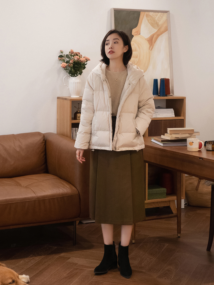 浅蓝色|真正聪明的小个子女生,羽绒服都这么穿显高显瘦,保暖舒适又洋气