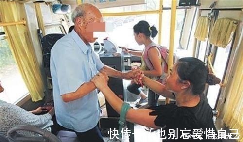 公交|大妈公交上逼孕妇让座,咒骂“孩子早晚会掉”,孕妈的反击很解气!