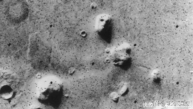 面像 为何火星如此吸引地球人的目光：火星人面像和千米高的金字塔之谜