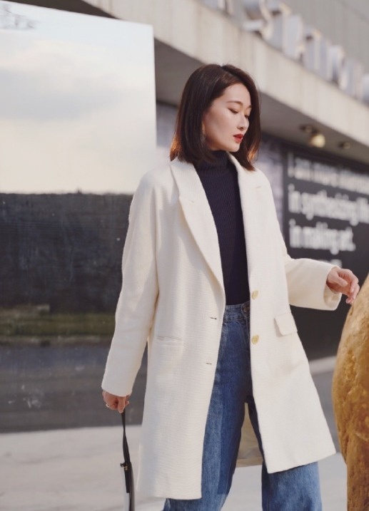 紧身裤 穿来穿去,还是更爱“阔腿裤”,遮肉显瘦又百搭,咋穿都好看