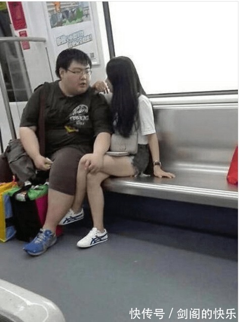 |幽默笑话:跟女友第一次约会吃饭就分手了