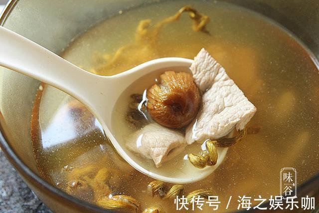 太子参|三伏天,经常熬夜多喝这汤,4样食材简单煲一煲,清香回甘真下火