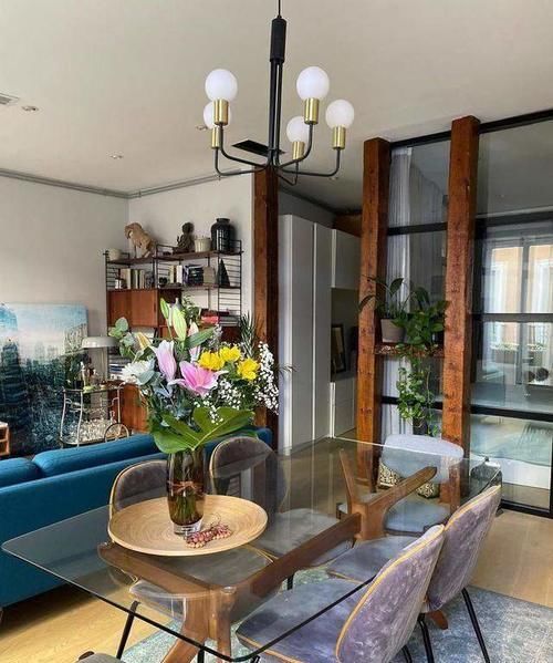 玻璃房|女生自改69㎡小宅,凭空造玻璃房,花园搬进家里,1㎡都不浪费