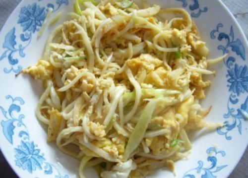 最“补钙”的不是牛奶,而是它,每天炒一盘,补钙质,孩子长个头