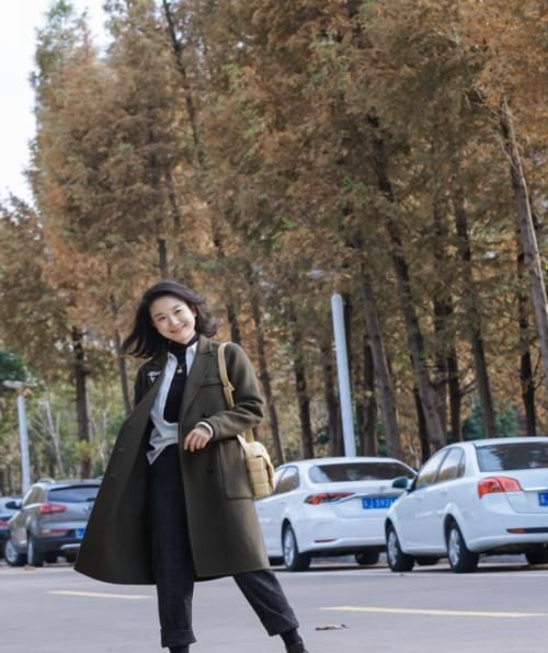 哪种穿搭最减龄？甜美元气风穿搭了解一下，这几种配色超温柔