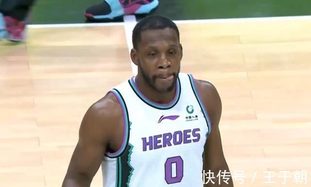 陶汉林|狂轰15-1攻击波,山东男篮开场暴走!首发5人全面开花,对手8中0