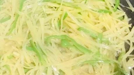 “天然泻药”终于发现，常吃轻松排出黑臭宿便