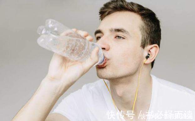 血糖|血糖高的人,身体4种表现要注意,占一个,最好检查一下血糖