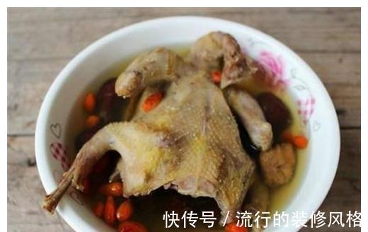 鸡汤|它个头小,脂肪含量才0.3,比鸡汤养人,补充能量,秋天常吃