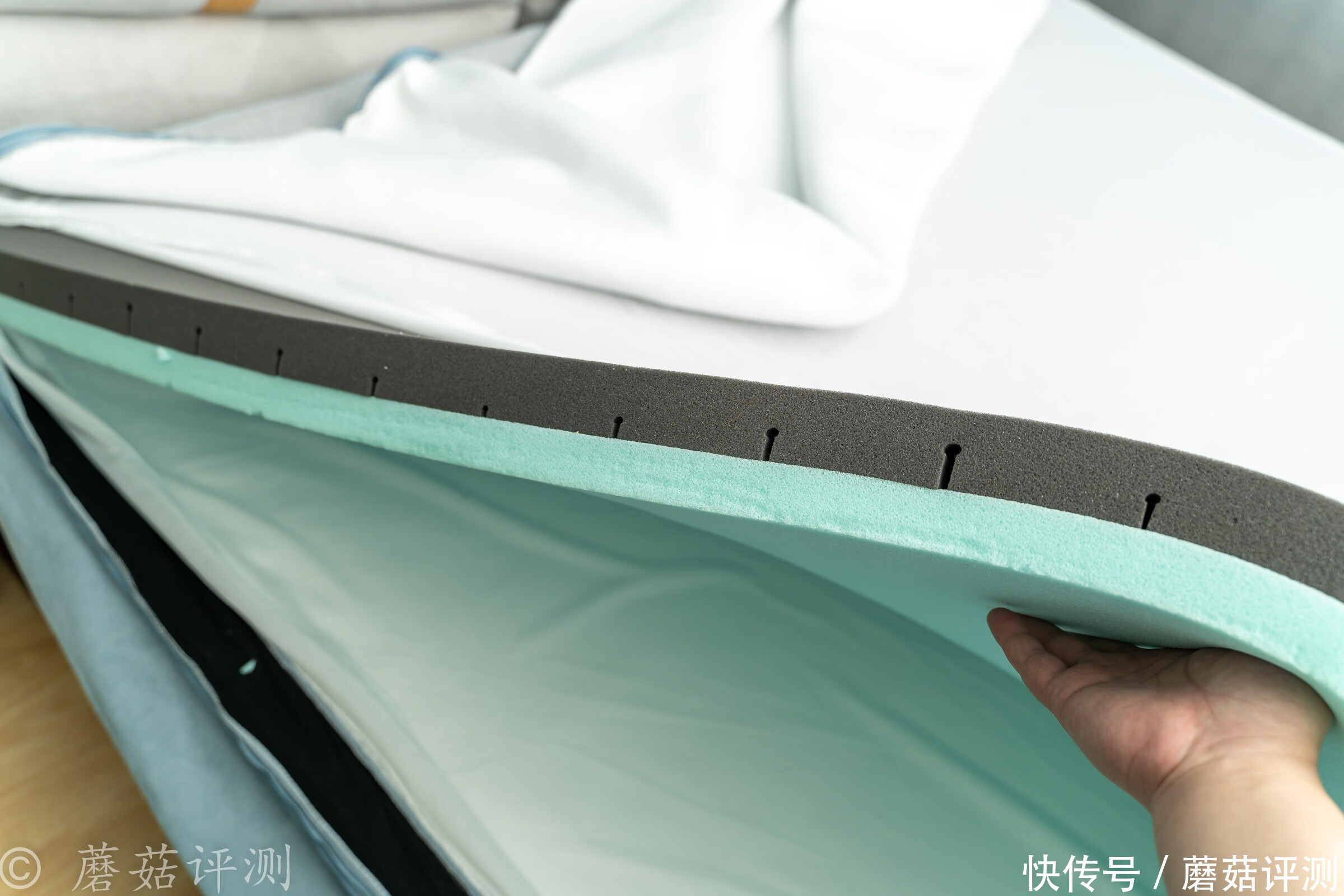 床垫|软硬兼具,好睡舒适、网易云舒零压感软硬两用弹簧床垫 体验评测