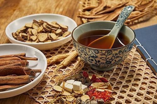 副作用|哪些中药可以长期饮用?哪些会给身体带来负担?本文带你了解