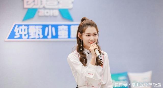 青春美少女|段奥娟终于换发型,剪波波头减龄显脸小,夏季这款发型很适合!