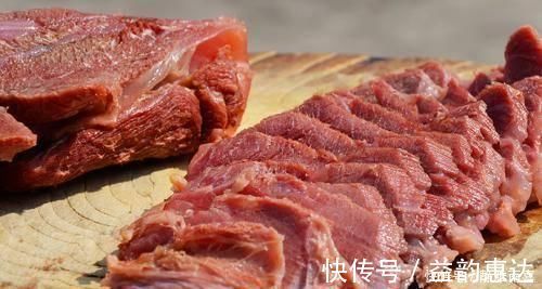 卤牛肉时，千万别放它，不然这锅牛肉就废了，怪不得肉质又干又柴