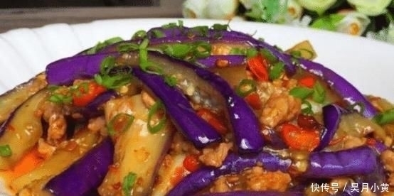 茄子|炒红烧茄子,先放油就错了,掌握这个方法,茄子不吸油不发黑