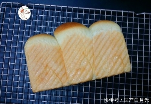 鸡蛋|吐司面包不用出去买了,1个鸡蛋1碗面,自己在家就能做,口感超赞