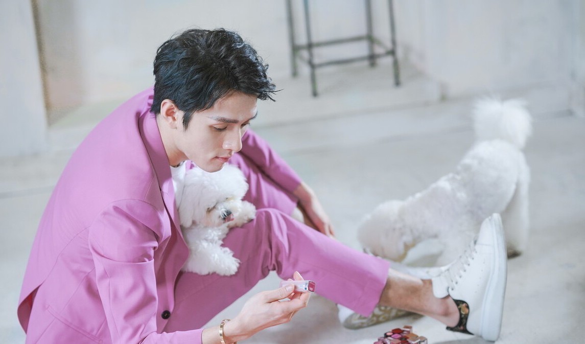 李佳琦店铺因发布虚假广告被罚款1万元，背后公司信誉出问题？