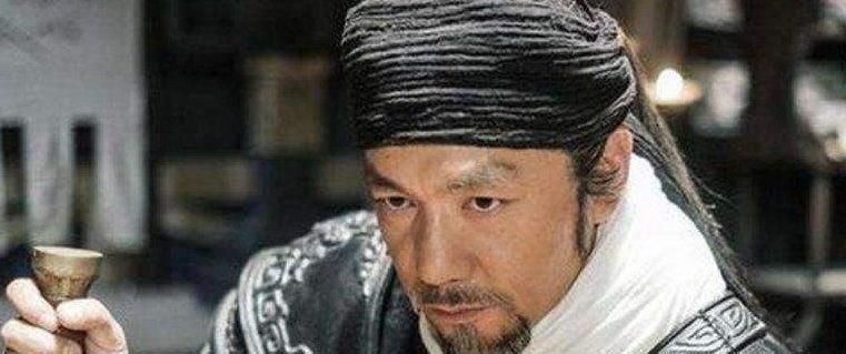 拉不动|中国历史第一猛将，被车裂时牛都拉不动，死后陵墓无人敢盗！