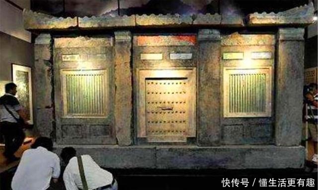 古墓|古墓出土27吨国宝,墓主人身份却成谜,不料被老农一语道出