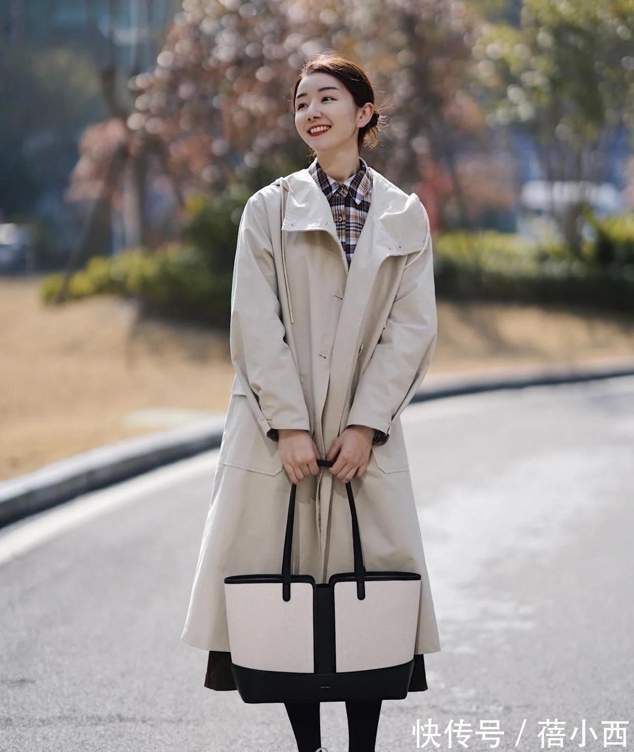小蛮腰 今年“风衣”才是最in的存在,搭配小黑裤、半身裙,显瘦又显高