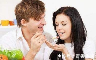 孕期|胎儿是否发育良好,从孕期的三个习惯中就能看出,全中的不会太差