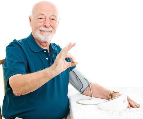 热水澡|一天中人的血压有两高峰期，有些人不知道，或许以为是高血压