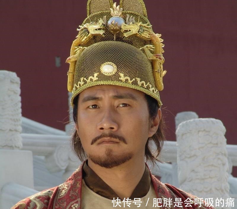 科举中榜的全是江南才子，皇帝大怒，不仅杀了主考官，还下令重考